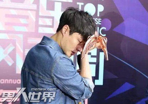 张艺兴圈内真实爆料,那些不为人知的幕后故事